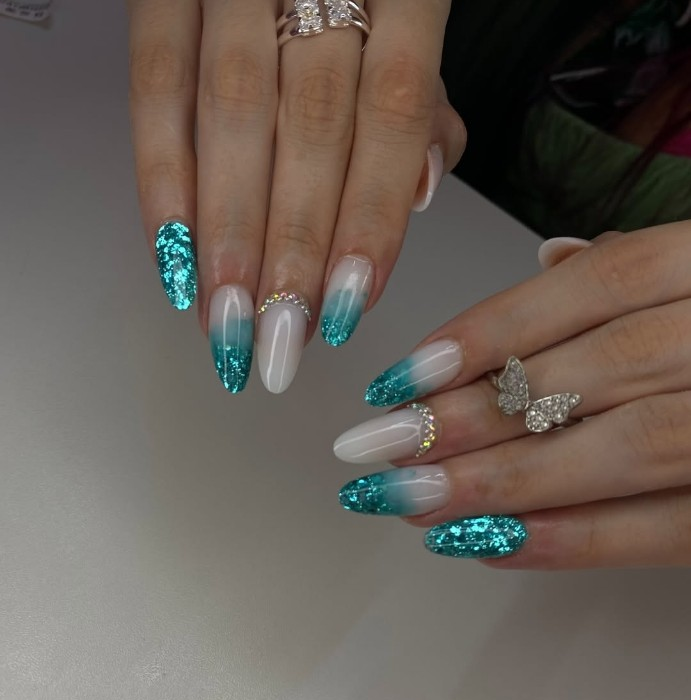 Unhas decoradas por Knanda Nails
